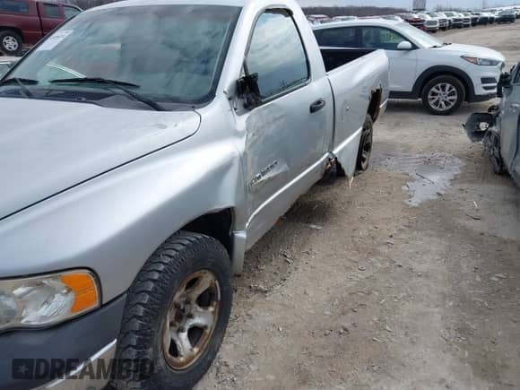 2002 Dodge 1500 z VIN 1D7HU16N22J239357, wystawiony jako IAAI lot #41696434 z przebiegiem 162 551 mil mil oraz . Historia ofert i sprzedaży dostępna na DreamBid. Obrazek 6.