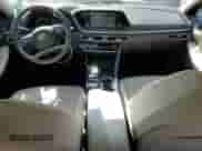 2023 Hyundai Sonata SE z VIN KMHL24JA2PA323701, wystawiony jako Copart lot #68858625 z przebiegiem 20 266 mil mil oraz Szkoda całkowita • Salvage title. Historia ofert i sprzedaży dostępna na DreamBid. Obrazek 8.