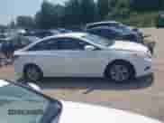 2011 Hyundai Sonata GLS z VIN 5NPEB4AC4BH128344, wystawiony jako IAAI lot #42872709 z przebiegiem 132 789 mil mil oraz . Historia ofert i sprzedaży dostępna na DreamBid. Obrazek 13.