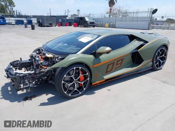 2024 Lamborghini Revuelto с VIN ZHWUC1ZM9RLA00251, выставлен на аукционе IAAI как лот 42165680 с пробегом 788 миль миль и . История ставок и продаж доступна на DreamBid. Изображение 20.
