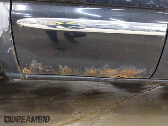 2004 GMC Sierra 1500 SLE with VIN 2GTEC19T141210973, listed as a IAAI auction lot 42596390 with 168,840 mi miles and . Bid and sale history available at DreamBid. Image 15.