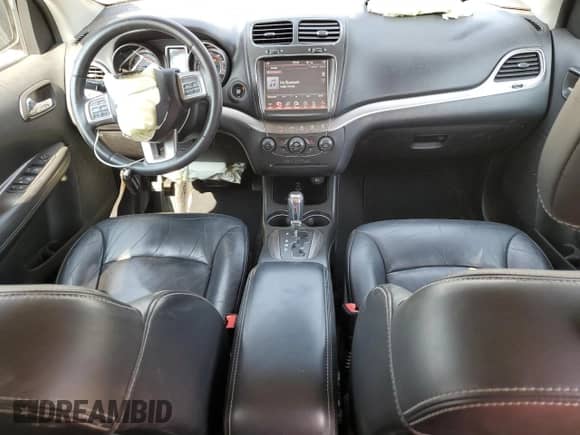 2018 Dodge Journey Crossroad z VIN 3C4PDCGB9JT277293, wystawiony jako Copart lot #68467875 z przebiegiem 34 790 mil mil oraz Szkoda całkowita • Salvage title. Historia ofert i sprzedaży dostępna na DreamBid. Obrazek 8.