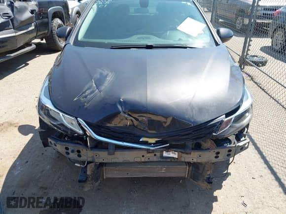 2017 Chevrolet Cruze LT с VIN 1G1BE5SM5H7195810, выставлен на аукционе IAAI как лот 43150027 с пробегом 50 542 миль миль и . История ставок и продаж доступна на DreamBid. Изображение 6.