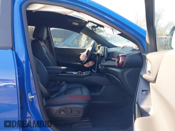 2025 Chevrolet Equinox AWD RS с VIN 3GNAXTEG2SL182739, выставлен на аукционе IAAI как лот 41408225 с пробегом Не указан миль и . История ставок и продаж доступна на DreamBid. Изображение 5.