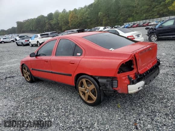 2004 Volvo S60 R с VIN YV1RH52Y642385732, выставлен на аукционе Copart как лот 73304674 с пробегом Не указан миль и Списание • Salvage title. История ставок и продаж доступна на DreamBid. Изображение 2.