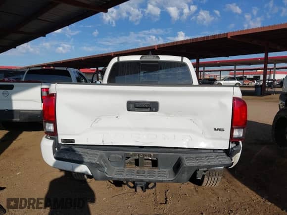 2019 Toyota Tacoma SR5 with VIN 3TMBZ5DN5KM017734, listed as a IAAI auction lot 43384246 with 54,886 mi miles and . Bid and sale history available at DreamBid. Image 16.