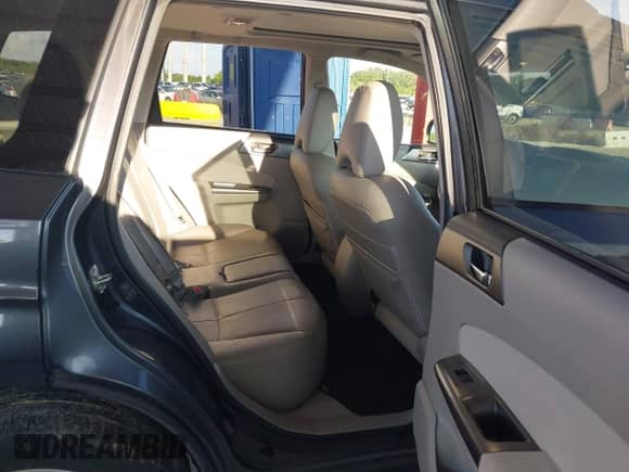 2013 Subaru Forester X Limited z VIN JF2SHAEC2DH419244, wystawiony jako IAAI lot #42953330 z przebiegiem 117 386 mil mil oraz . Historia ofert i sprzedaży dostępna na DreamBid. Obrazek 8.