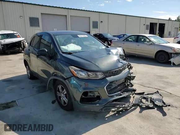 2019 Chevrolet Trax LS with VIN 3GNCJKSB3KL287447, listed as a Copart auction lot 55513865 with 138,153 mi miles and Salvage title. Bid and sale history available at DreamBid. Image 13.