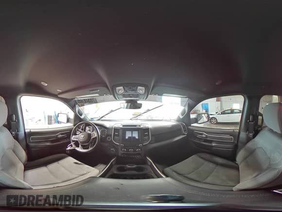 2021 Ram 1500 Big Horn z VIN 1C6SRFBT9MN553531, wystawiony jako Copart lot #70348165 z przebiegiem Nie podano mil oraz Szkoda całkowita • Salvage title. Historia ofert i sprzedaży dostępna na DreamBid. Obrazek 14.