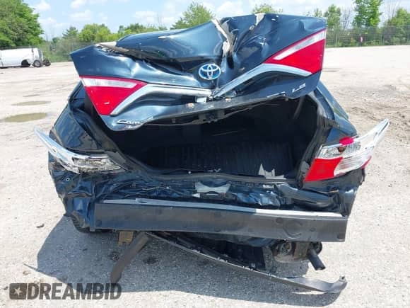 2017 Toyota Camry Hybrid LE with VIN 4T1BD1FK1HU205886, listed as a IAAI auction lot 42554467 with 147,474 mi miles and . Bid and sale history available at DreamBid. Image 16.