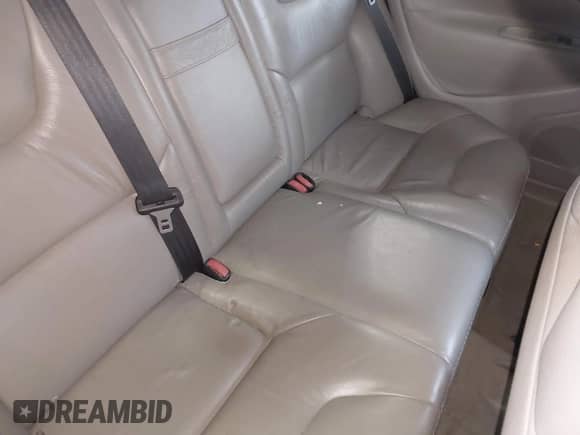 2007 Volvo XC70 with VIN YV4SZ592171261977, listed as a IAAI auction lot 42309669 with 160,016 mi miles and . Bid and sale history available at DreamBid. Image 8.