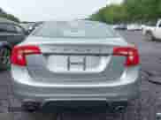 2017 Volvo S60 Dynamic с VIN YV140MTL6H2431693, выставлен на аукционе IAAI как лот 42471880 с пробегом 74 098 миль миль и . История ставок и продаж доступна на DreamBid. Изображение 16.