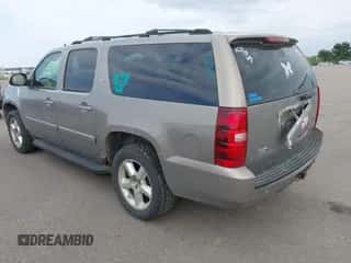 2007 Chevrolet Suburban LT с VIN 1GNFK16327J191444, выставлен на аукционе IAAI как лот 43463402 с пробегом 285 289 миль миль и . История ставок и продаж доступна на DreamBid. Изображение 3.