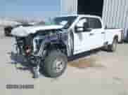 2024 Ford F-250 XL z VIN 1FT7W2BT2REE29043, wystawiony jako IAAI lot #42307279 z przebiegiem 7 339 mil mil oraz . Historia ofert i sprzedaży dostępna na DreamBid. Obrazek 2.