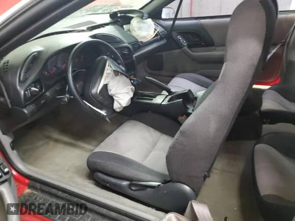 1995 Chevrolet Camaro z VIN 2G1FP32S9S2154321, wystawiony jako Copart lot #79828674 z przebiegiem 175 622 mil mil oraz Nie do naprawy • Non repairable. Historia ofert i sprzedaży dostępna na DreamBid. Obrazek 7.