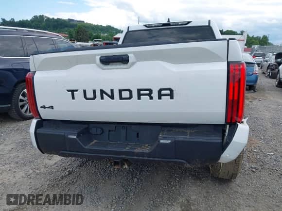 2022 Toyota Tundra SR5 with VIN 5TFLA5DB2NX001314, listed as a IAAI auction lot 42538763 with 69,630 mi miles and . Bid and sale history available at DreamBid. Image 17.