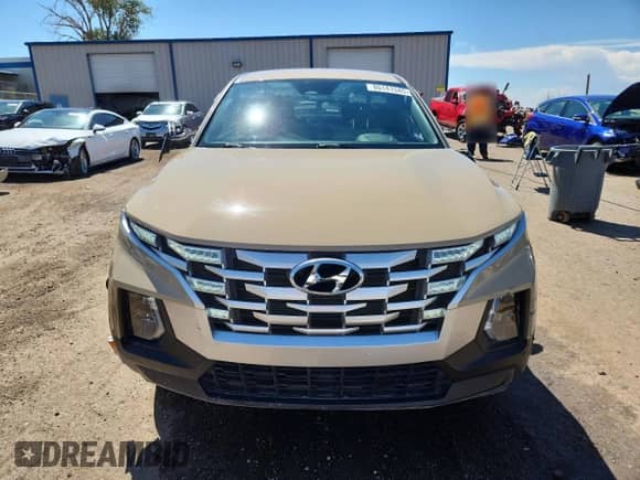 2024 Hyundai Santa Cruz SEL с VIN 5NTJBDDE0RH111810, выставлен на аукционе Copart как лот 80141545 с пробегом 23 406 миль миль и Списание • Salvage title. История ставок и продаж доступна на DreamBid. Изображение 5.