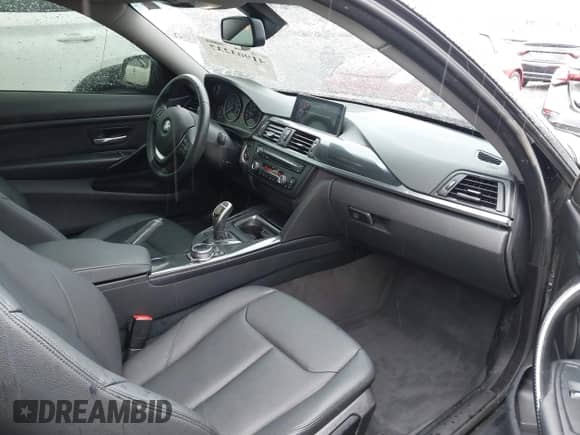 2014 BMW 4 Series 428i xDrive с VIN WBA3N5C53EK196740, выставлен на аукционе IAAI как лот 41903237 с пробегом 74 569 миль миль и . История ставок и продаж доступна на DreamBid. Изображение 5.