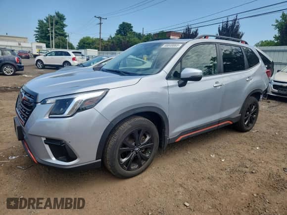 2023 Subaru Forester Special Sports z VIN JF2SKAJC2PH422608, wystawiony jako Copart lot #66648065 z przebiegiem 38 651 mil mil oraz Szkoda całkowita • Salvage title. Historia ofert i sprzedaży dostępna na DreamBid. Obrazek 1.