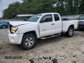 2006 Toyota Tacoma с VIN 5TEUU42N86Z312355, выставлен на аукционе Copart как лот 82072225 с пробегом 290 571 миль миль и Списание • Salvage title. История ставок и продаж доступна на DreamBid. Изображение 1.
