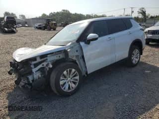 2025 Mitsubishi Outlander SE с VIN JA4J4UA80SZ014848, выставлен на аукционе Copart как лот 66143255 с пробегом 1 429 миль миль и Списание • Salvage title. История ставок и продаж доступна на DreamBid. Изображение 1.