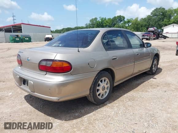 1998 Chevrolet Malibu LS с VIN 1G1NE52M1W6209296, выставлен на аукционе IAAI как лот 42531622 с пробегом 179 094 миль миль и . История ставок и продаж доступна на DreamBid. Изображение 4.