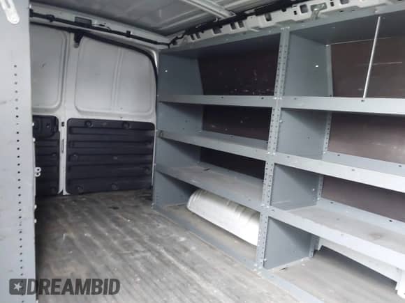 2017 Chevrolet Express Cargo z VIN 1GCWGAFFXH1342794, wystawiony jako IAAI lot #43175165 z przebiegiem 126 077 mil mil oraz . Historia ofert i sprzedaży dostępna na DreamBid. Obrazek 8.