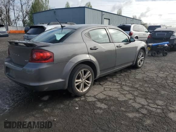 2014 Dodge Avenger SXT с VIN 1C3CDZCG1EN181798, выставлен на аукционе Copart как лот 52120655 с пробегом 156 472 миль миль и Списание • Salvage title. История ставок и продаж доступна на DreamBid. Изображение 3.