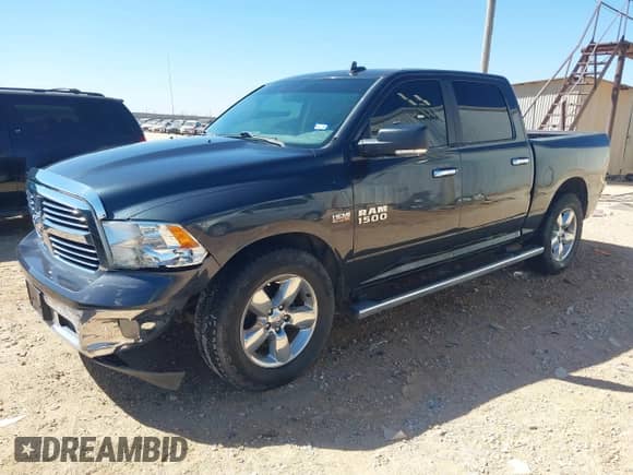 2017 Ram 1500 Lone Star z VIN 3C6RR6LT8HG604738, wystawiony jako IAAI lot #41598341 z przebiegiem 82 278 mil mil oraz . Historia ofert i sprzedaży dostępna na DreamBid. Obrazek 2.