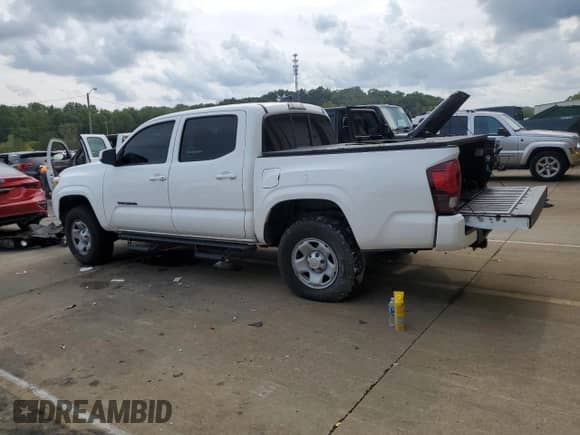 2022 Toyota Tacoma SR5 z VIN 3TMCZ5AN2NM499172, wystawiony jako Copart lot #81667225 z przebiegiem 103 078 mil mil oraz Szkoda całkowita • Salvage title. Historia ofert i sprzedaży dostępna na DreamBid. Obrazek 2.