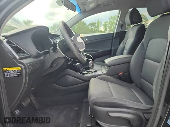 2018 Hyundai Tucson SE с VIN KM8J23A44JU737905, выставлен на аукционе Copart как лот 66503325 с пробегом 104 805 миль миль и Списание • Salvage title. История ставок и продаж доступна на DreamBid. Изображение 7.