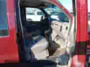 2000 Chevrolet Express Cargo YF7 z VIN 1GBFG15R8Y1277217, wystawiony jako IAAI lot #43539697 z przebiegiem 192 236 mil mil oraz . Historia ofert i sprzedaży dostępna na DreamBid. Obrazek 5.