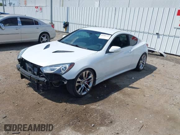 2016 Hyundai Genesis Coupe Ultimate z VIN KMHHU6KJ5GU137224, wystawiony jako IAAI lot #43209727 z przebiegiem 86 505 mil mil oraz . Historia ofert i sprzedaży dostępna na DreamBid. Obrazek 18.