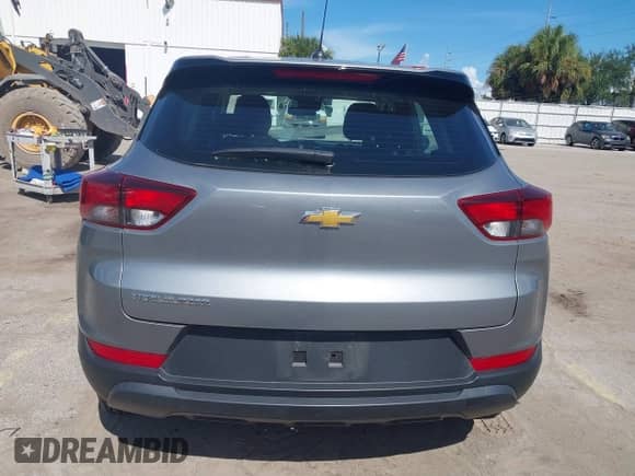 2023 Chevrolet TrailBlazer LS z VIN KL79MMS24PB044225, wystawiony jako IAAI lot #42994485 z przebiegiem 27 232 mil mil oraz . Historia ofert i sprzedaży dostępna na DreamBid. Obrazek 16.