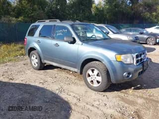 2011 Ford Escape XLT с VIN 1FMCU9D70BKC09156, выставлен на аукционе IAAI как лот 43498946 с пробегом 517 315 миль миль и . История ставок и продаж доступна на DreamBid. Изображение 1.