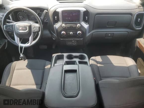 2020 GMC Sierra 1500 Elevation with VIN 1GTR9CEK8LZ166632, listed as a Copart auction lot 66988315 with 122,161 mi miles and Salvage title. Bid and sale history available at DreamBid. Image 8.