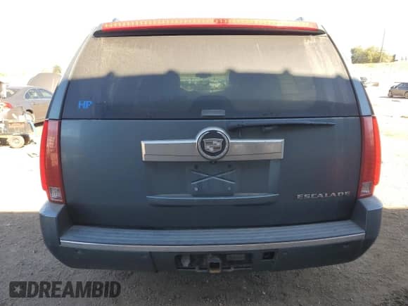 2008 Cadillac Escalade ESV с VIN 1GYFK66848R213927, выставлен на аукционе Copart как лот 87486375 с пробегом Не указан миль и Чистый • Clean title. История ставок и продаж доступна на DreamBid. Изображение 6.