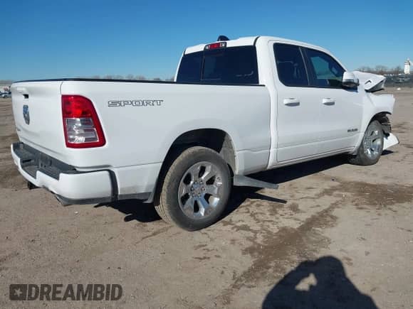 2022 Ram 1500 Big Horn z VIN 1C6RREBT7NN452563, wystawiony jako IAAI lot #41297916 z przebiegiem 27 231 mil mil oraz . Historia ofert i sprzedaży dostępna na DreamBid. Obrazek 4.