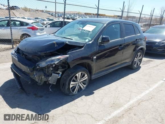 2021 Mitsubishi Outlander ES z VIN JA4APUAU2MU000390, wystawiony jako IAAI lot #41980191 z przebiegiem 61 912 mil mil oraz . Historia ofert i sprzedaży dostępna na DreamBid. Obrazek 2.