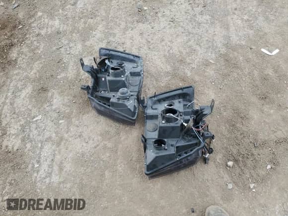 2012 Chevrolet Tahoe Commercial с VIN 1GNSK2E07CR324903, выставлен на аукционе Copart как лот 80266624 с пробегом 131 700 миль миль и Списание • Salvage title. История ставок и продаж доступна на DreamBid. Изображение 13.