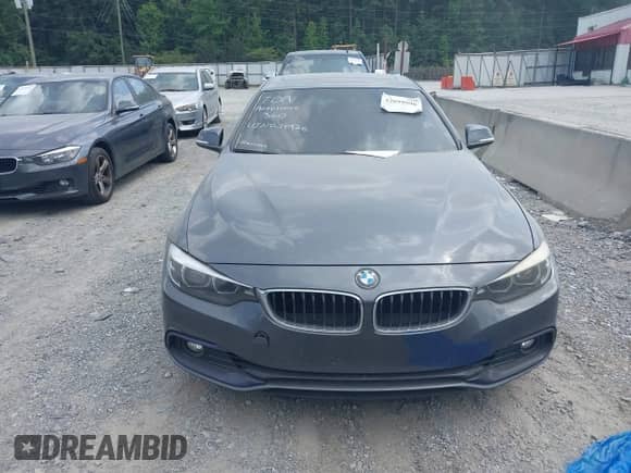 2018 BMW 4 Series 430i xDrive с VIN WBA4J3C57JBG91928, выставлен на аукционе IAAI как лот 42699996 с пробегом 147 351 миль миль и . История ставок и продаж доступна на DreamBid. Изображение 12.