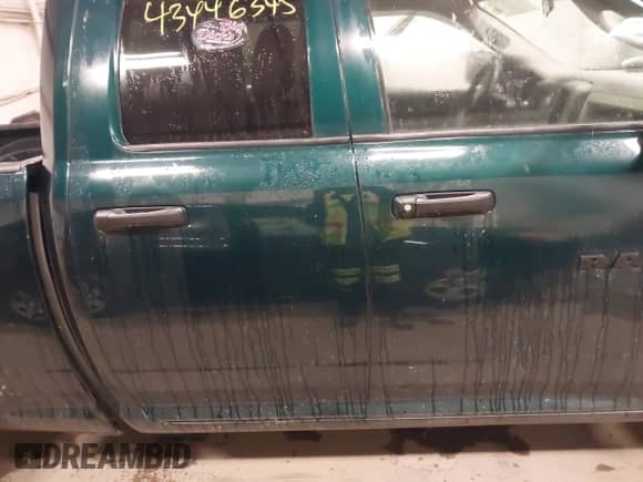 2011 Ram 1500 SLT with VIN 1D7RV1GT5BS585038, listed as a IAAI auction lot 43446345 with 174,096 mi miles and . Bid and sale history available at DreamBid. Image 13.