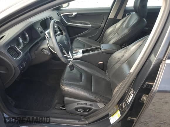 2012 Volvo S60 T5 с VIN YV1622FS0C2055530, выставлен на аукционе Copart как лот 85185005 с пробегом 125 141 миль миль и Чистый • Clean title. История ставок и продаж доступна на DreamBid. Изображение 7.