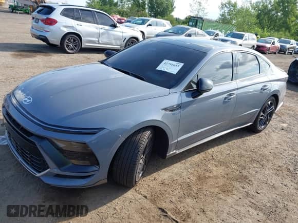2025 Hyundai Sonata N Line с VIN KMHL54JC7SA455080, выставлен на аукционе IAAI как лот 42791655 с пробегом 8 332 миль миль и . История ставок и продаж доступна на DreamBid. Изображение 18.