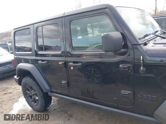 2022 Jeep Wrangler Unlimited Sport S z VIN 1C4HJXDG0NW102631, wystawiony jako IAAI lot #41870893 z przebiegiem 43 968 mil mil oraz . Historia ofert i sprzedaży dostępna na DreamBid. Obrazek 14.