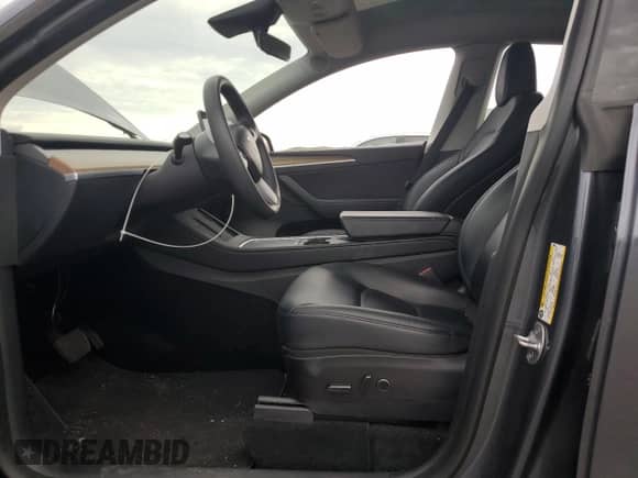 2023 Tesla Model Y Long Range with VIN 7SAYGDEE6PF693505, listed as a Copart auction lot 81774175 with 32,396 mi miles and Salvage title. Bid and sale history available at DreamBid. Image 7.