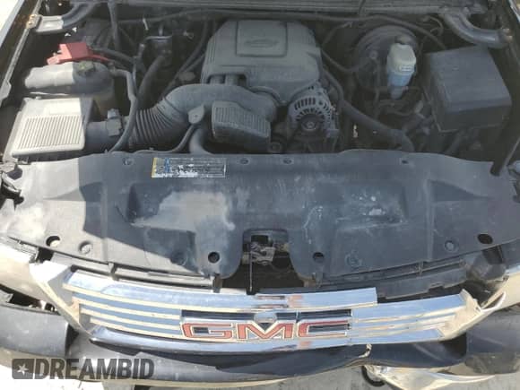 2011 GMC Sierra 1500 SLT with VIN 1GTR2WE39BZ227807, listed as a Copart auction lot 62235695 with 182,327 mi miles and Salvage title. Bid and sale history available at DreamBid. Image 11.