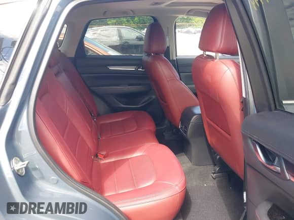 2022 Mazda CX-5 S Preferred z VIN JM3KFBCM1N0625605, wystawiony jako IAAI lot #42862055 z przebiegiem 34 472 mil mil oraz . Historia ofert i sprzedaży dostępna na DreamBid. Obrazek 8.