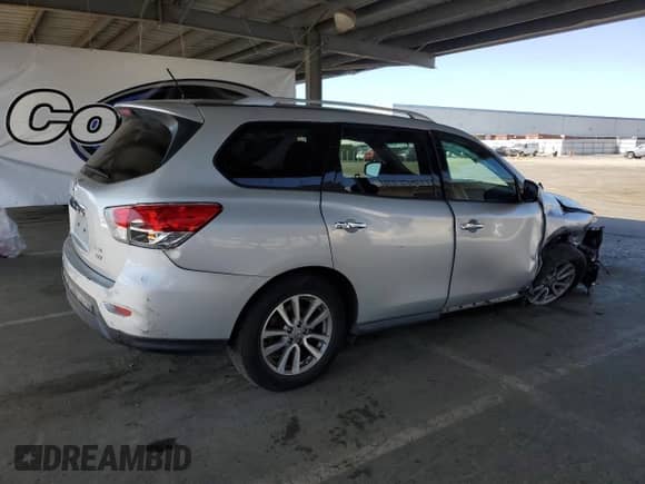 2016 Nissan Pathfinder Platinum with VIN 5N1AR2MMXGC636321, listed as a Copart auction lot 59395785 with 110,637 mi miles and Salvage title. Bid and sale history available at DreamBid. Image 3.
