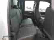 2020 Chevrolet Silverado 2500HD Work Truck z VIN 1GC5WLE78LF199330, wystawiony jako Copart lot #55945235 z przebiegiem 229 515 mil mil oraz Czysty tytuł • Clean title. Historia ofert i sprzedaży dostępna na DreamBid. Obrazek 10.